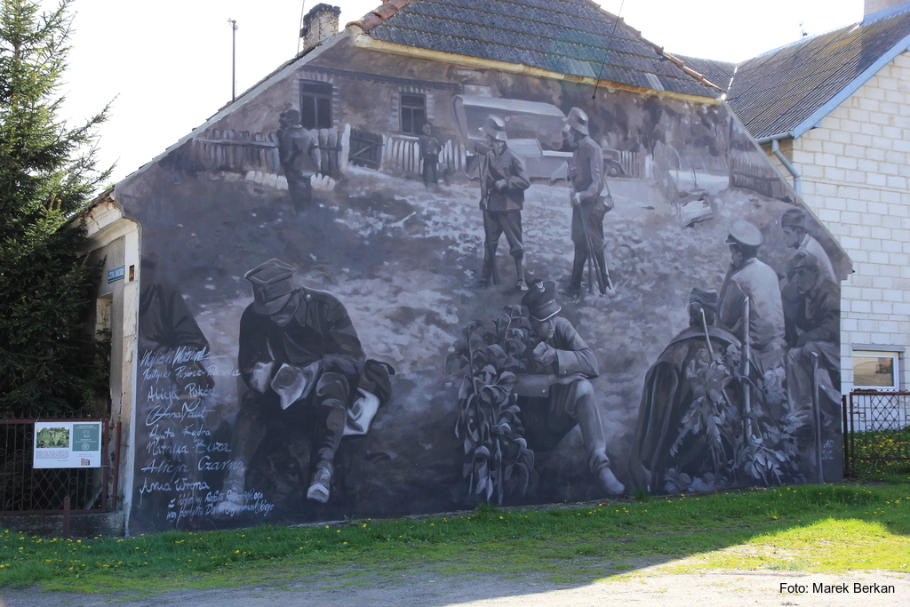Mural w miejscowości Wizna
