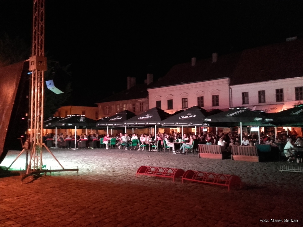 Osijek - mecz Euro 2016 na rynku