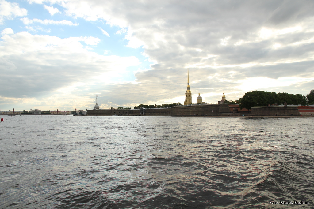Petersburg: rejs po Newie