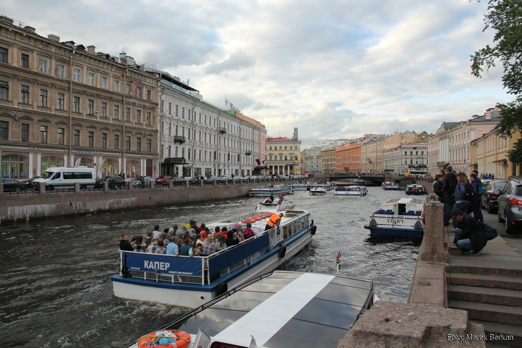 Petersburg: rejs po kanałach